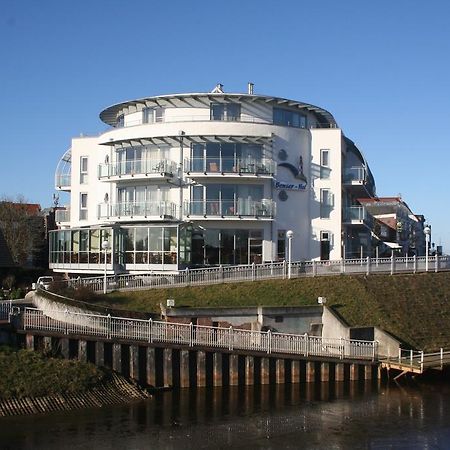 Nordseehotel Benser Hof Am Hafen Bensersiel Exteriör bild