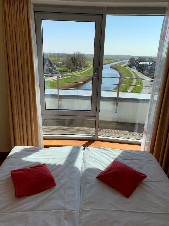 Nordseehotel Benser Hof Am Hafen Bensersiel Exteriör bild
