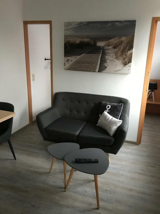 Nordseehotel Benser Hof Am Hafen Bensersiel Exteriör bild